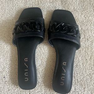 CHAIN SANDALS